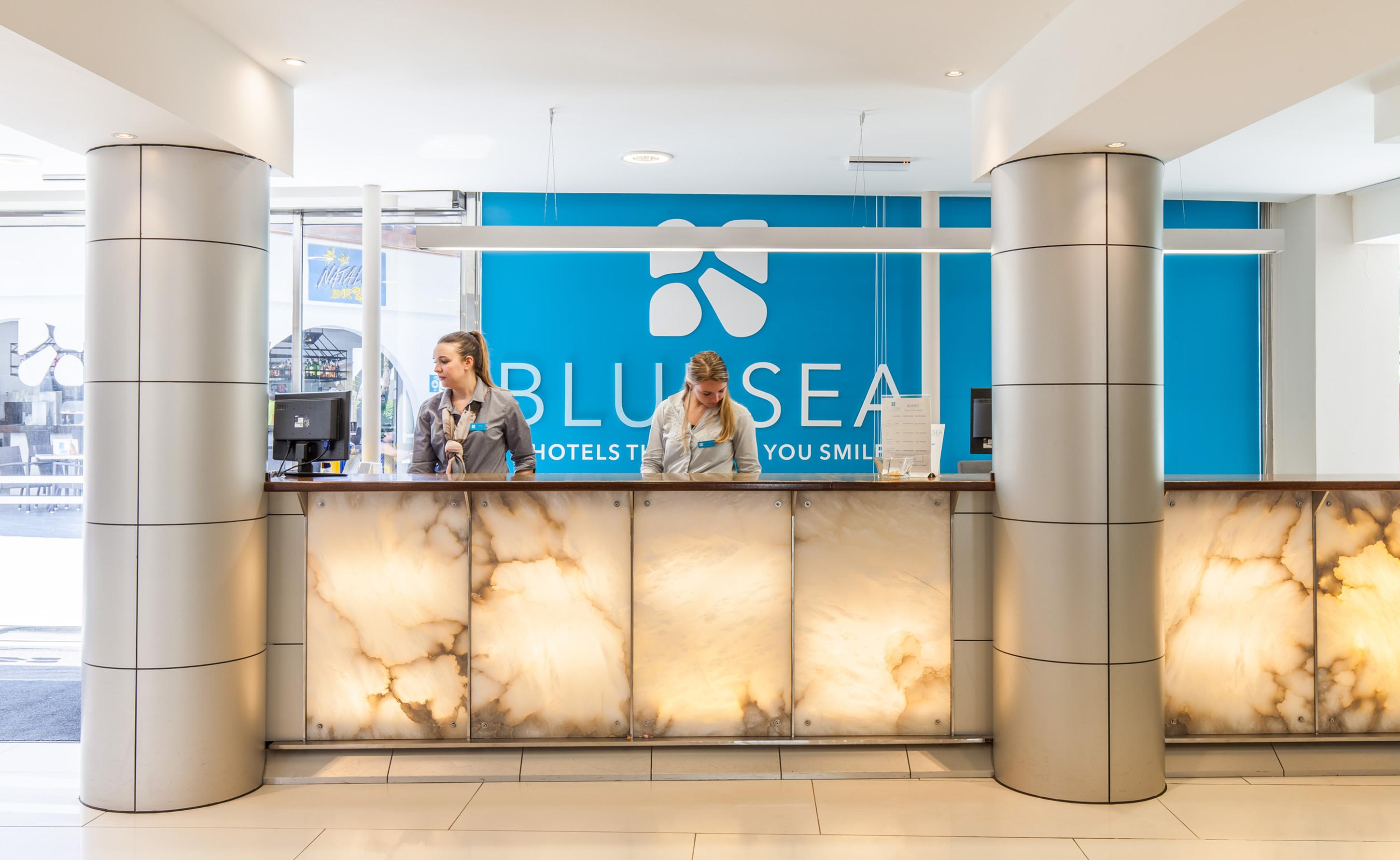 Aparthotel Bluesea Es Bolero Cala D´Or Esterno foto
