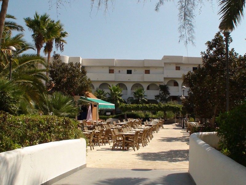 Aparthotel Bluesea Es Bolero Cala D´Or Esterno foto